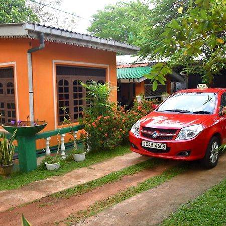 S P City Resort Anuradhapura Exteriör bild