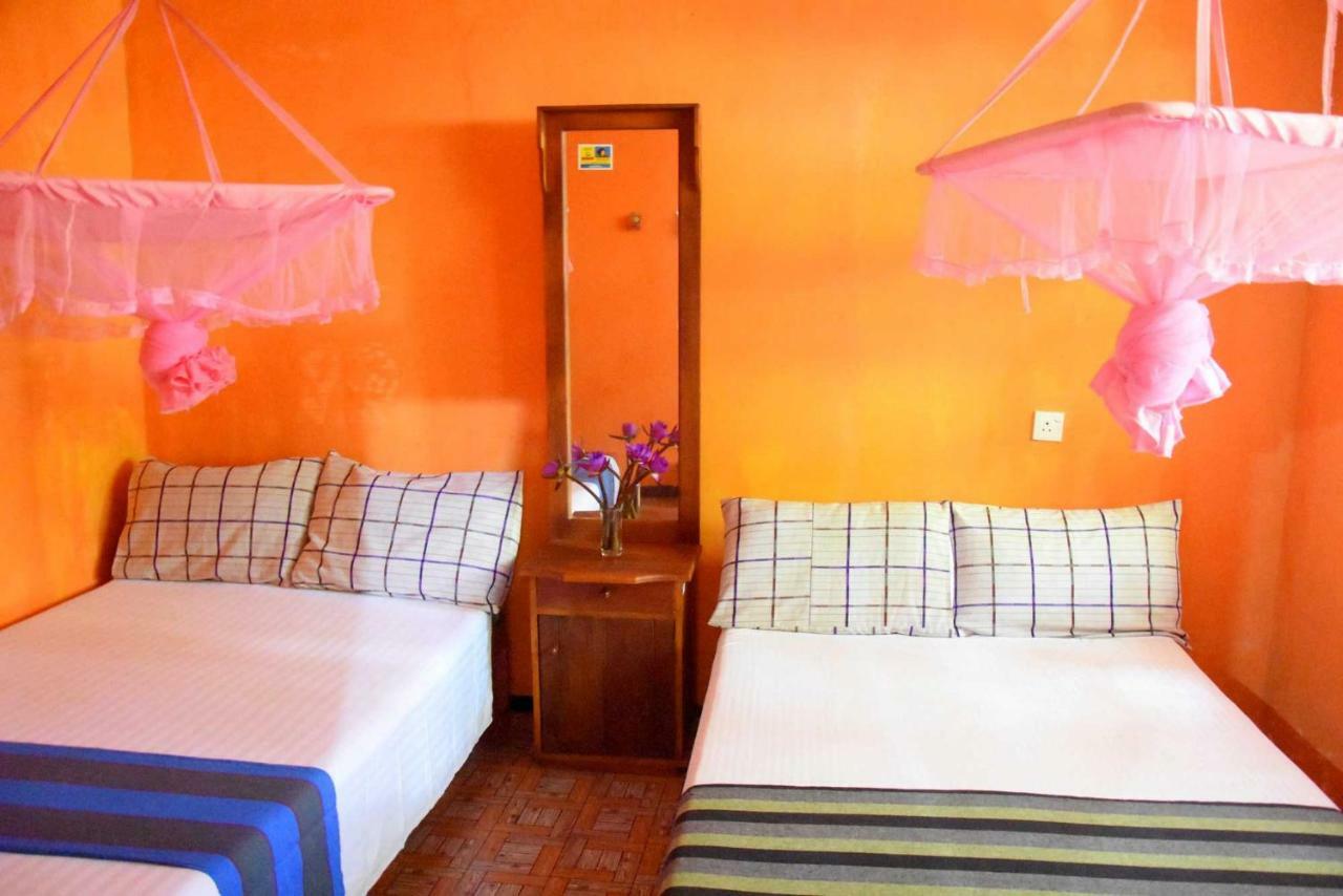 S P City Resort Anuradhapura Exteriör bild